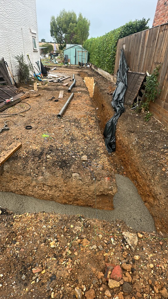 Richmond upon Thames Ready Mix Concrete Equipment and Foundation Pour