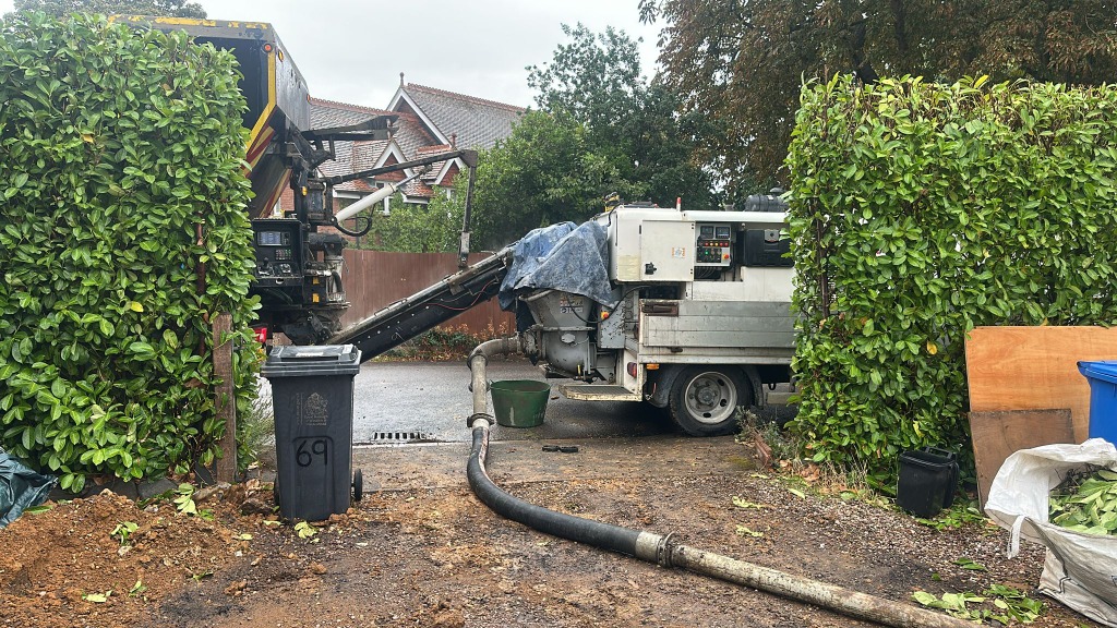 Richmond upon Thames Ready Mix Concrete Batching Fleet and Pump Rig